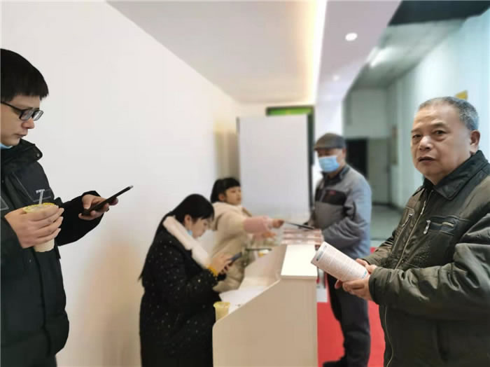 四川中青旅綿陽分社、綿陽市中旅假日旅行社、綿陽自來文化傳播有限公司24H自助售貨服務(wù)盛大開業(yè)